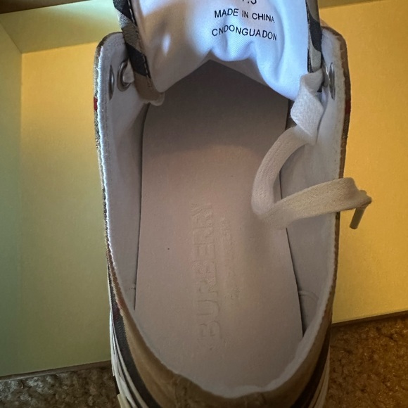 COPY - Brand new Burberry Jack Check Low top sneaker - Archive Beige - Picture 7 of 9